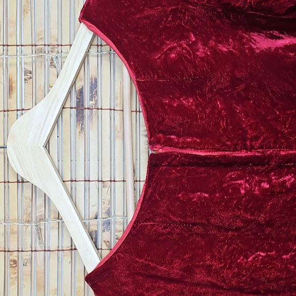 Vintage Red Crushed Velvet Long Sleeve Beaded Dress - Picture 8 of 8